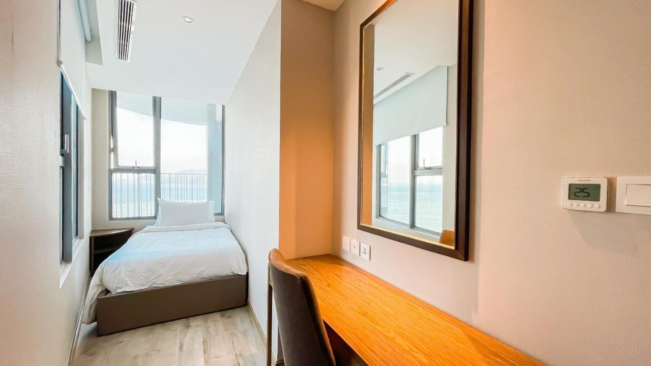 Can Ho Panorama Nhin Toan Canh Bien Nha Trang Exterior photo